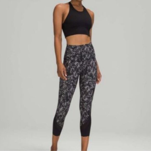 Lululemon Wunder Under Scalloped hem roll down high rise Crop legging size 6 - Picture 1 of 10